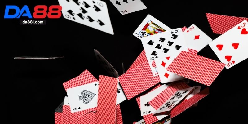 Tiến lên đếm lá